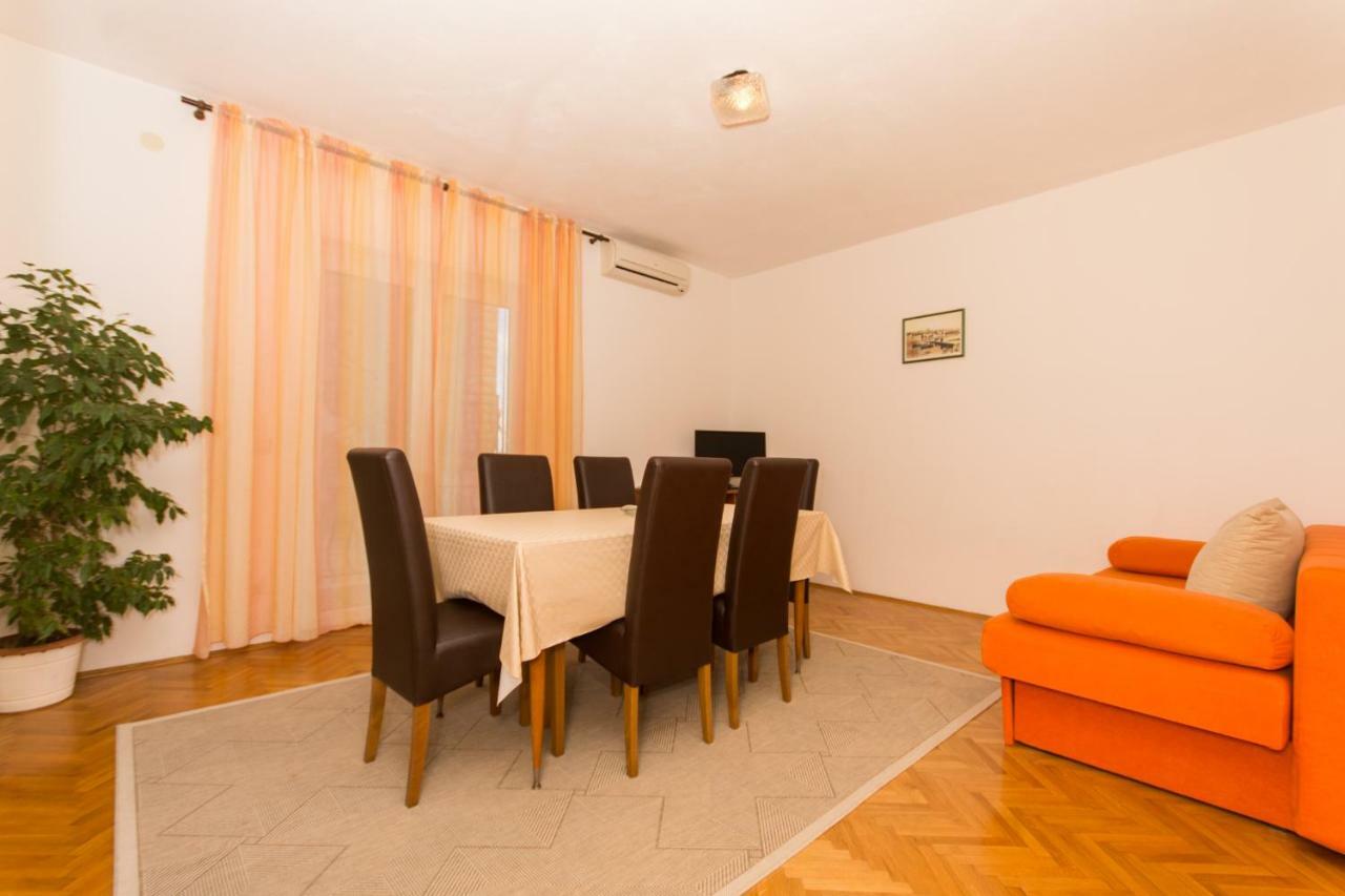 Apartmani Gaube トロギール エクステリア 写真